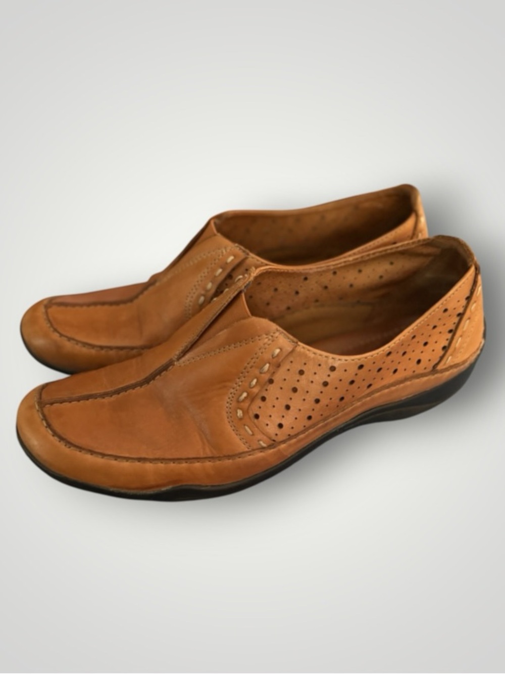 Clarks Artisan Kessa Grace Leather Slip On Caramel Ergonomic Comfort Loafers
